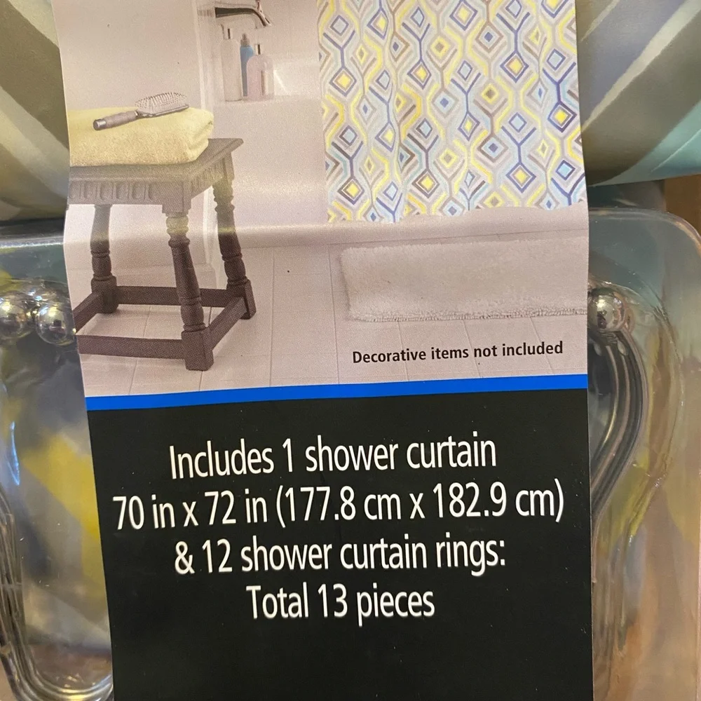 Shower curtain set